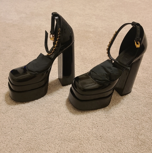 Versace Patent Leather Platform Shoes Pumps Size 38 - Picture 5 of 8